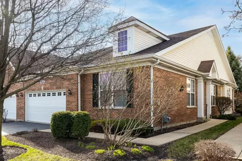 2845 Bond Cir, Naperville, IL 60563