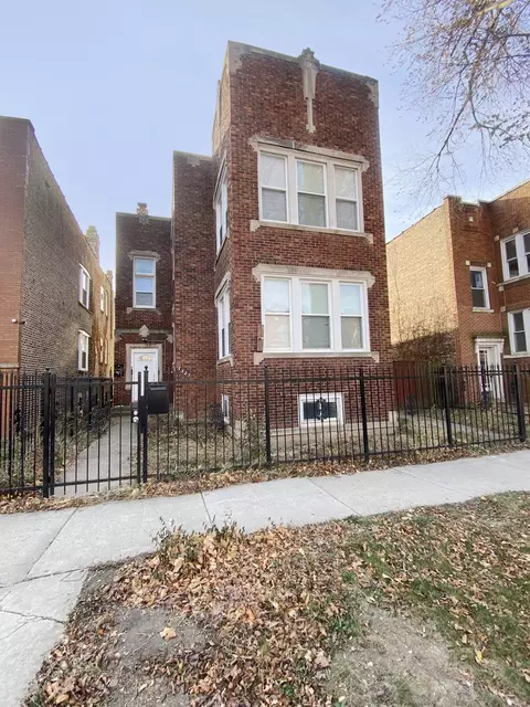5327 W Congress Pkwy, Chicago, IL 60644