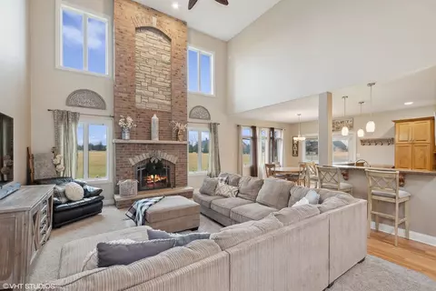 Living - 25947 S Castle Gate Dr, Monee, IL 60449 photo 3 of 3