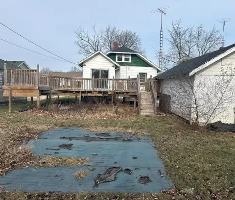Exterior - 925 E North St, Morris, IL 60450 photo 2 of 2