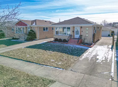 7121 W Agatite Ave, Norridge, IL 60706