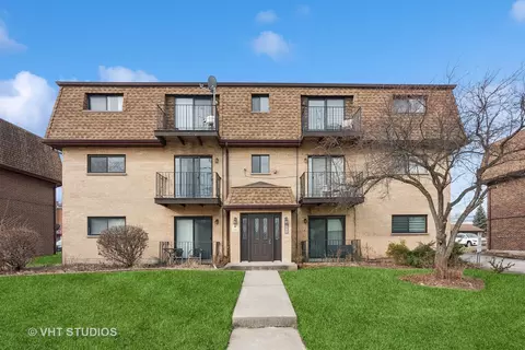 1586 Liberty Dr #2S, Glendale Heights, IL 60139