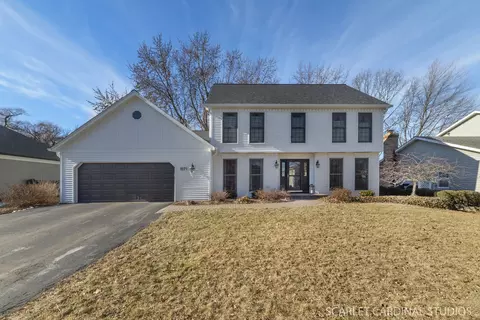1571 Abbotsford Dr, Naperville, IL 60563