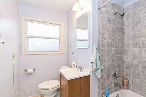 Bath - 2412 Crescent Dr, Hazel Crest, IL 60429 photo 2 of 2