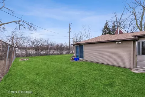Exterior - 2412 Crescent Dr, Hazel Crest, IL 60429 photo 3 of 3