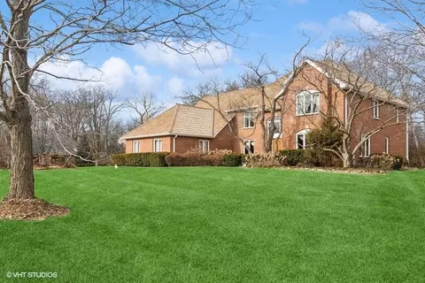 21910 W Pine Lake Cir, Kildeer, IL 60047