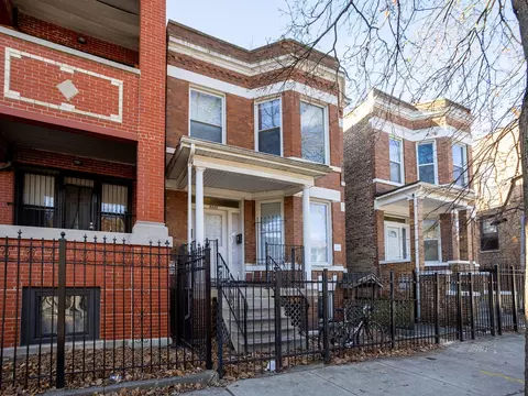 6020 S Eberhart Ave, Chicago, IL 60637