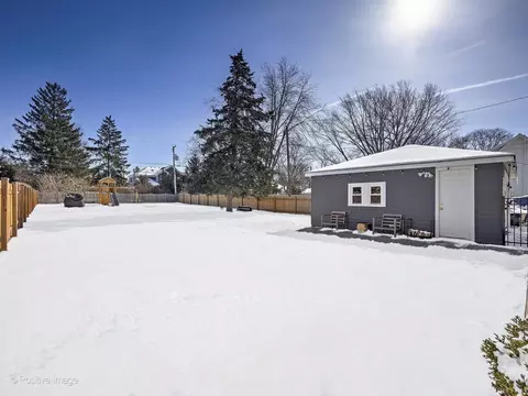 1015 N Cross St, Wheaton, IL 60187 photo 45
