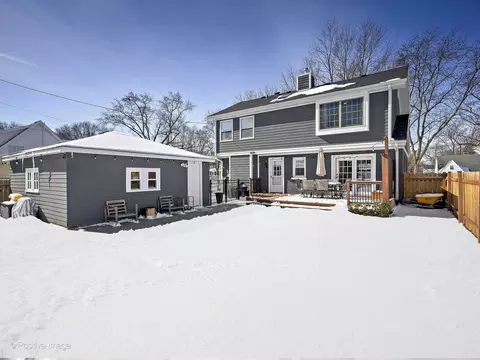 1015 N Cross St, Wheaton, IL 60187 photo 42