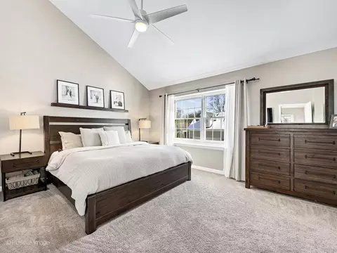 1015 N Cross St, Wheaton, IL 60187 photo 25