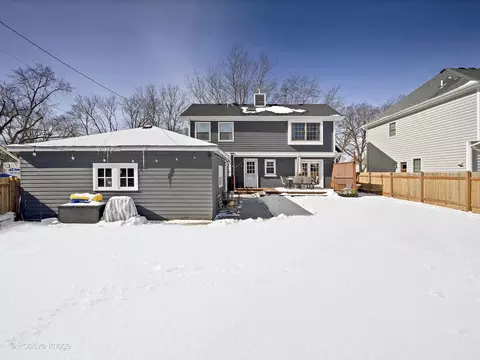 1015 N Cross St, Wheaton, IL 60187 photo 46