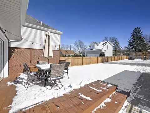 1015 N Cross St, Wheaton, IL 60187 photo 41