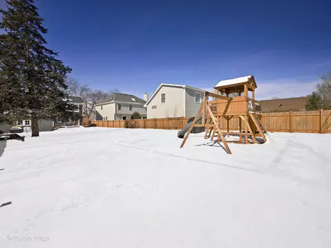 1015 N Cross St, Wheaton, IL 60187 photo 43