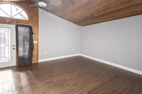 85 Jerusha Ave, Elgin, IL 60123 photo 12