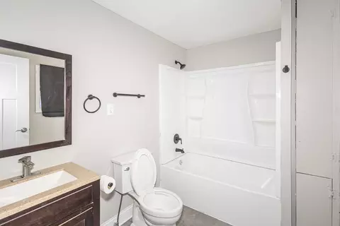 85 Jerusha Ave, Elgin, IL 60123 photo 9