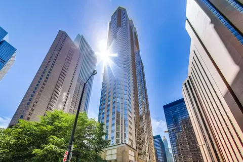 222 N Columbus Dr #2505, Chicago, IL 60601