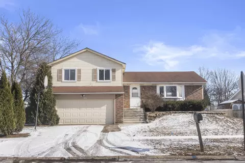 236 Janes Ave, Bolingbrook, IL 60440