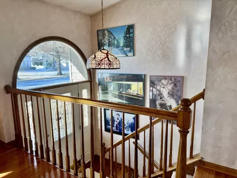 702 Green St, Ottawa, IL 61350 photo 2