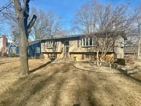 702 Green St, Ottawa, IL 61350 photo 32