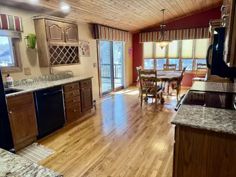702 Green St, Ottawa, IL 61350 photo 3