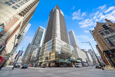 10 E Ontario St #1201, Chicago, IL 60611