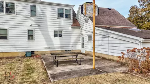 144 S Main St, Seneca, IL 61360 photo 8