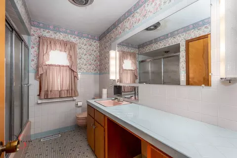 144 S Main St, Seneca, IL 61360 photo 17