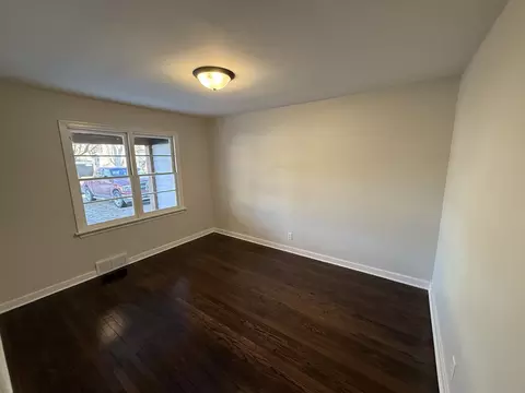 821 E Main St, Morris, IL 60450 photo 9
