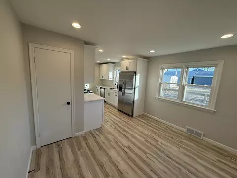 821 E Main St, Morris, IL 60450 photo 12