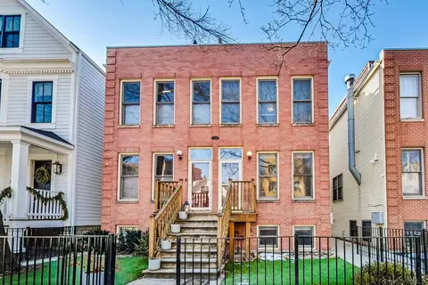 3728 N Janssen Ave #B, Chicago, IL 60613