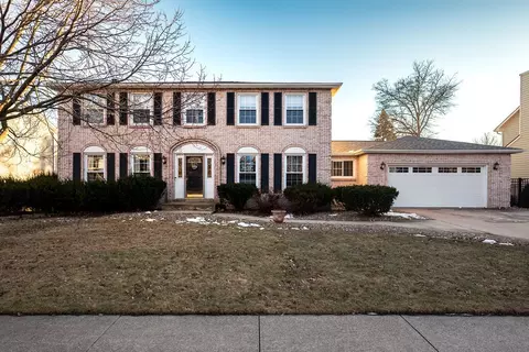 3103 Bristol Dr, Bloomington, IL 61704