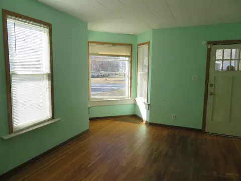 523 Vine St, Morris, IL 60450 photo 8