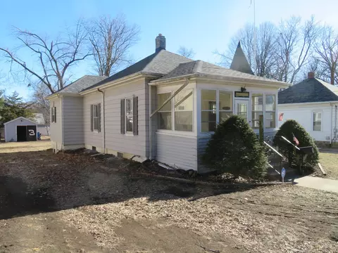 523 Vine St, Morris, IL 60450 photo 5