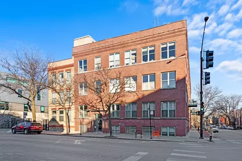 1701 N Damen Ave #305, Chicago, IL 60647