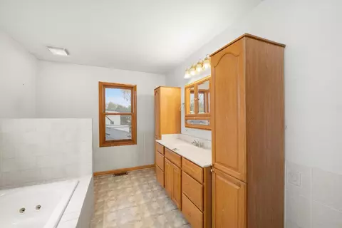 7834 41st Ct, Lyons, IL 60534 photo 16