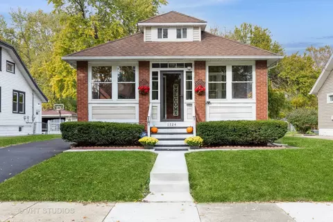 1724 Linden Rd, Homewood, IL 60430