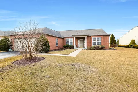 12269 Plum Grove Rd, Huntley, IL 60142