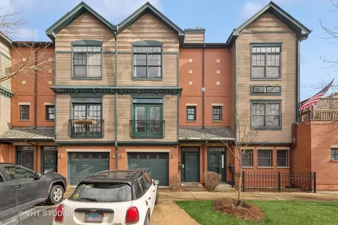 3949 N Paulina St, Chicago, IL 60613