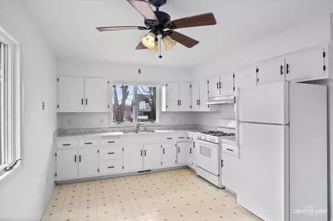 Kitchen - 520 E 10th St, Lockport, IL 60441 photo 3 of 3