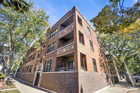 837 N Washtenaw Ave #3, Chicago, IL 60622