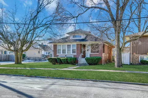 Exterior - 21510 Maple St, Matteson, IL 60443 photo 9 of 10