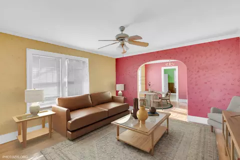 Living - 21510 Maple St, Matteson, IL 60443 photo 8 of 8