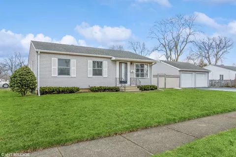 914 Cypress Ln, Joliet, IL 60435
