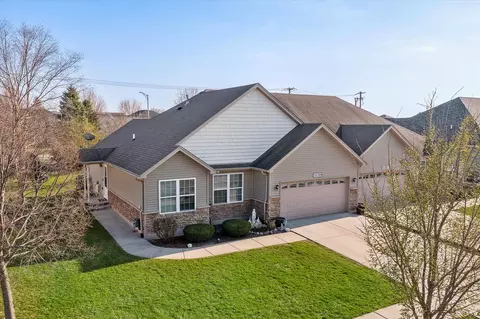 15709 Cove Cir, Plainfield, IL 60544