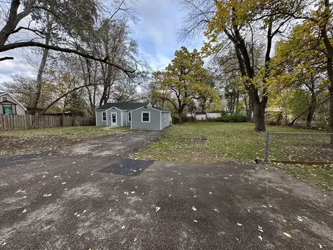 36943 N Mary Dr, Lake Villa, IL 60046