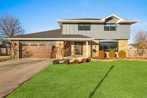 6228 Jill Ann Dr, Oak Forest, IL 60452