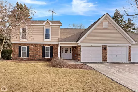 406 N Thornwood Dr #406, Mchenry, IL 60050