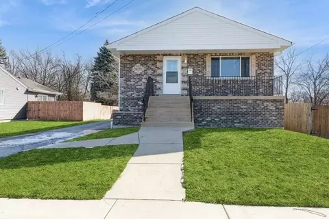 14339 Waverly Ave, Midlothian, IL 60445
