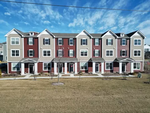 1681 Albany St, Grayslake, IL 60030