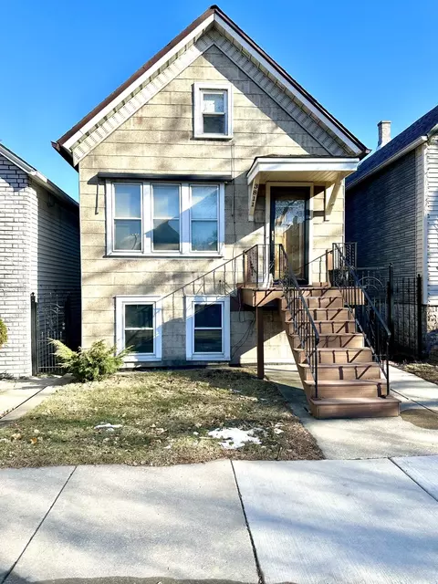 3811 S Wolcott Ave, Chicago, IL 60609